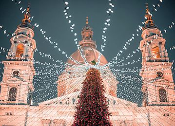 St. Stephen's Basilica in Christmas decorations
