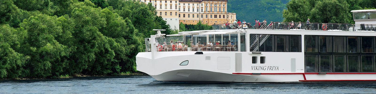 which river cruise lines include gratuities